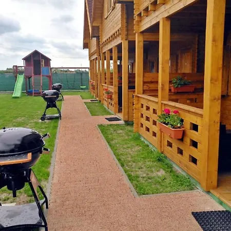 Letniskowe Martynka シャレー *